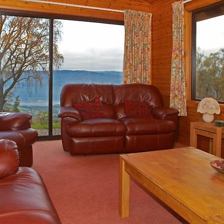 Drumnadrochit Lodges Habitación foto