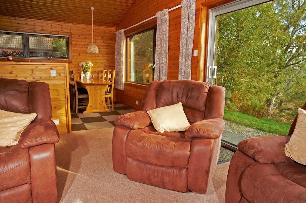 Drumnadrochit Lodges Habitación foto