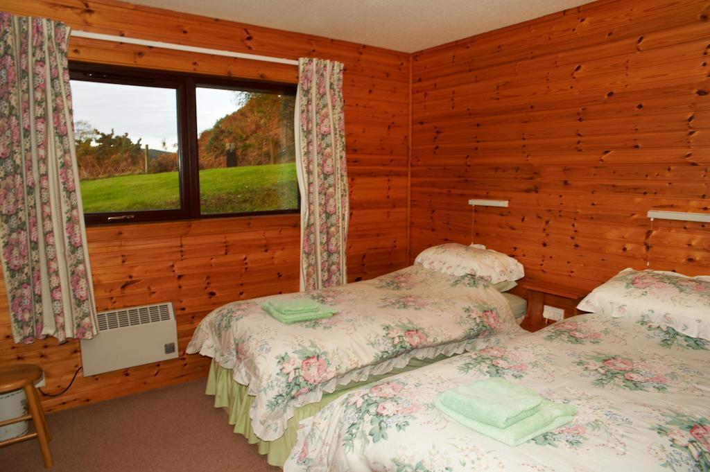 Drumnadrochit Lodges Habitación foto