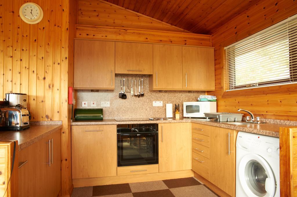 Drumnadrochit Lodges Habitación foto