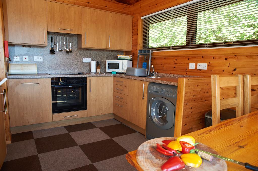 Drumnadrochit Lodges Habitación foto