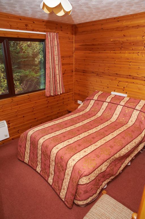 Drumnadrochit Lodges Habitación foto