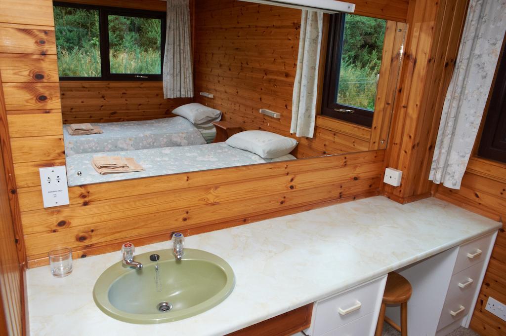 Drumnadrochit Lodges Habitación foto